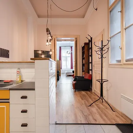 Retro Rebel Mode Apartment Budapest Extérieur photo